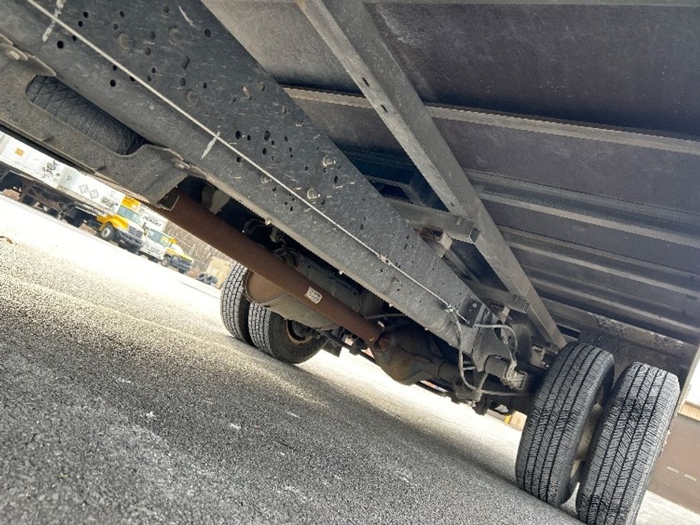 Light Duty Box Truck-Light and Medium Duty Trucks-Ford-2022-E350-Harrisburg-PA-95,984\n\t\tmiles-$ 27,500 - Image 5