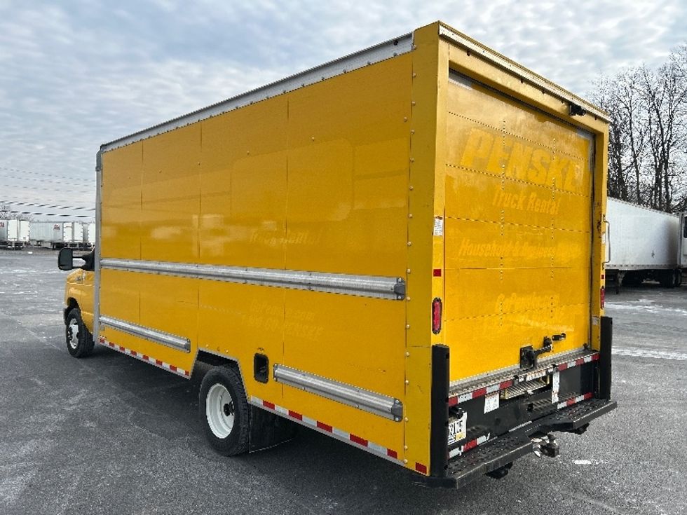 Light Duty Box Truck-Light and Medium Duty Trucks-Ford-2022-E350-Harrisburg-PA-95,984\n\t\tmiles-$ 27,500 - Image 6