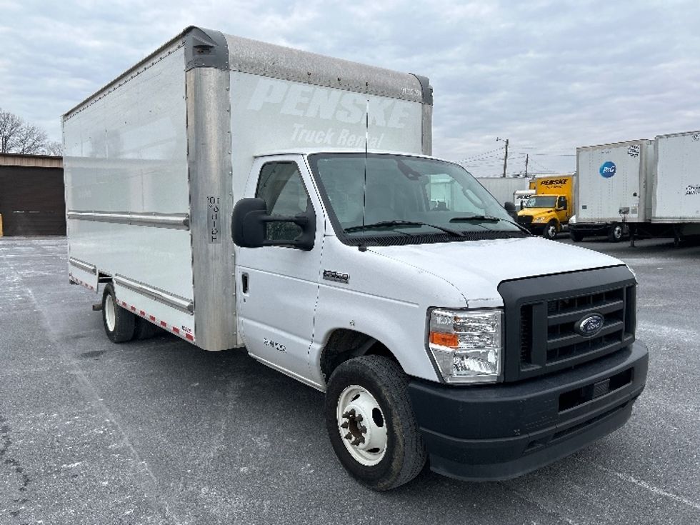 Light Duty Box Truck-Light and Medium Duty Trucks-Ford-2022-E350-Harrisburg-PA-98,714\n\t\tmiles-$ 30,000 - Image 1