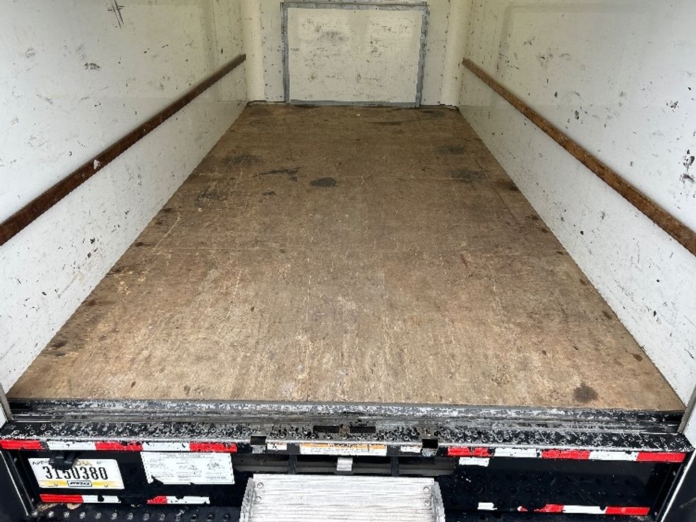 Light Duty Box Truck-Light and Medium Duty Trucks-Ford-2022-E350-Harrisburg-PA-98,714\n\t\tmiles-$ 30,000 - Image 10