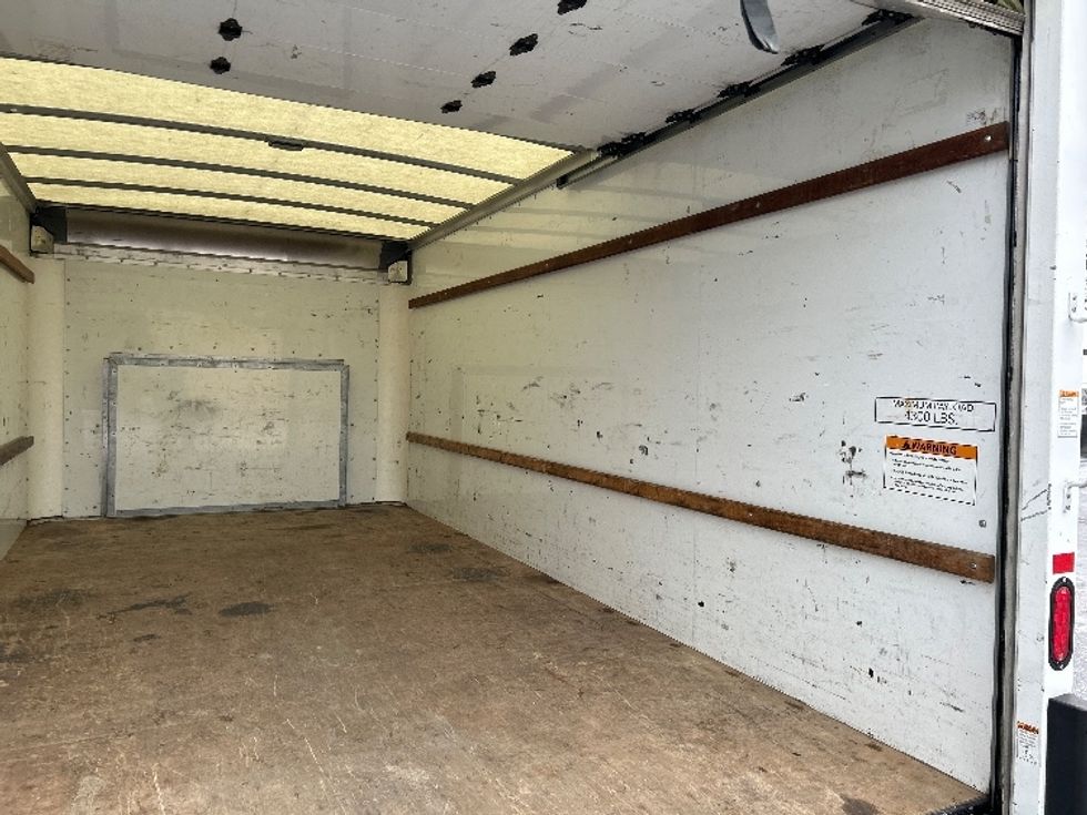 Light Duty Box Truck-Light and Medium Duty Trucks-Ford-2022-E350-Harrisburg-PA-98,714\n\t\tmiles-$ 30,000 - Image 12