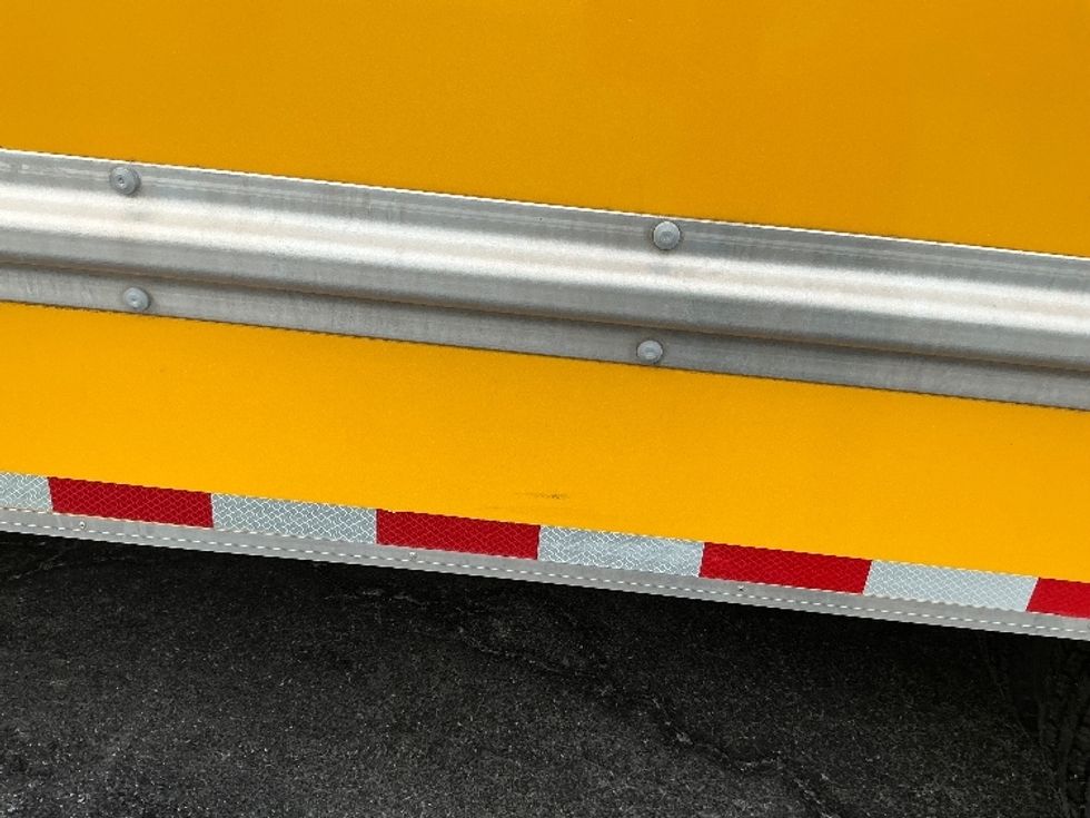 Light Duty Box Truck-Light and Medium Duty Trucks-Ford-2022-E350-Harrisburg-PA-99,308\n\t\tmiles-$ 27,250 - Image 28