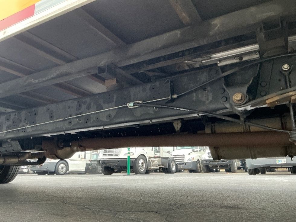 Light Duty Box Truck-Light and Medium Duty Trucks-Ford-2022-E350-Harrisburg-PA-99,308\n\t\tmiles-$ 27,250 - Image 5