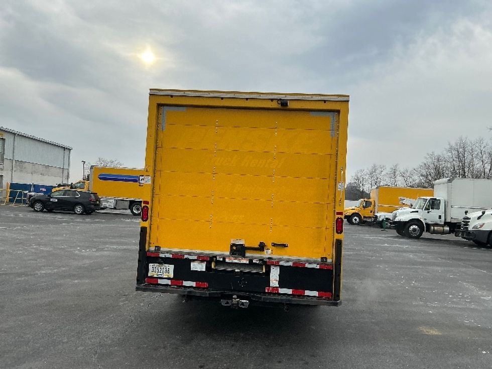 Light Duty Box Truck-Light and Medium Duty Trucks-Ford-2022-E350-Harrisburg-PA-99,308\n\t\tmiles-$ 27,250 - Image 7