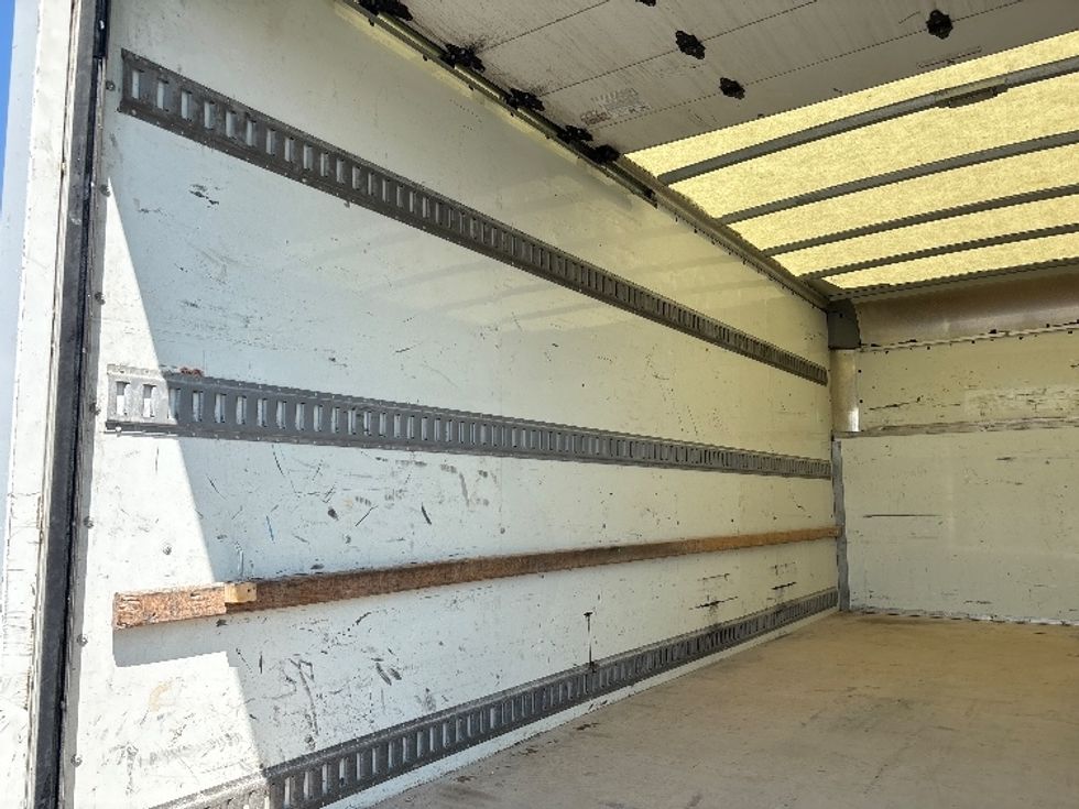 Light Duty Box Truck-Light and Medium Duty Trucks-Ford-2022-E350-Harrisonburg-VA-86,658\n\t\tmiles-$ 32,000 - Image 11