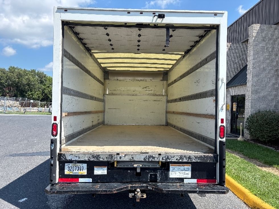 Light Duty Box Truck-Light and Medium Duty Trucks-Ford-2022-E350-Harrisonburg-VA-86,658\n\t\tmiles-$ 32,000 - Image 8