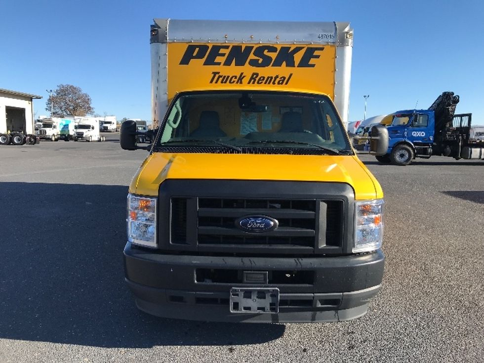 Light Duty Box Truck-Light and Medium Duty Trucks-Ford-2022-E350-Harrisonburg-VA-87,402\n\t\tmiles-$ 31,250 - Image 2
