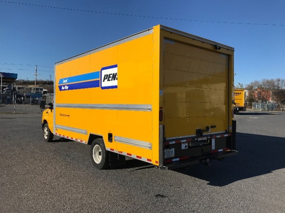 Light Duty Box Truck-Light and Medium Duty Trucks-Ford-2022-E350-Harrisonburg-VA-87,402\n\t\tmiles-$ 31,250 - Image 6
