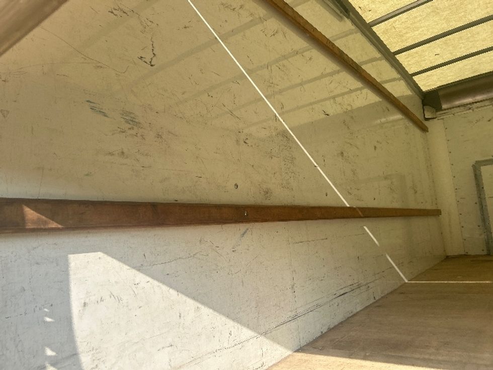 Light Duty Box Truck-Light and Medium Duty Trucks-Ford-2022-E350-Hattiesburg-MS-94,148\n\t\tmiles-$ 28,500 - Image 11