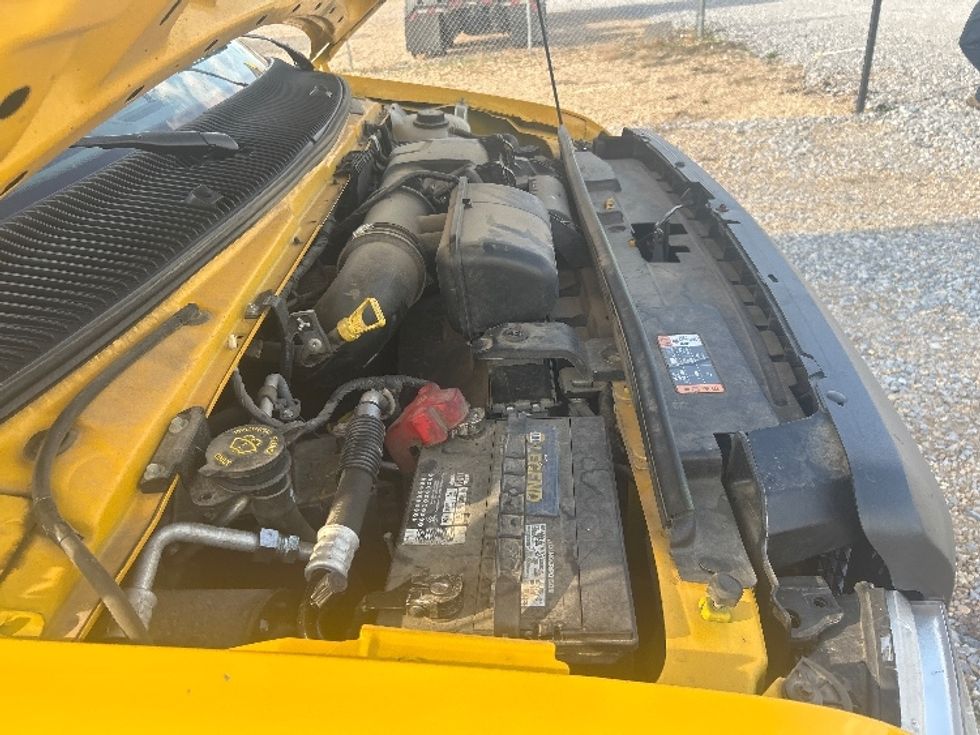 Light Duty Box Truck-Light and Medium Duty Trucks-Ford-2022-E350-Hattiesburg-MS-94,148\n\t\tmiles-$ 28,500 - Image 23