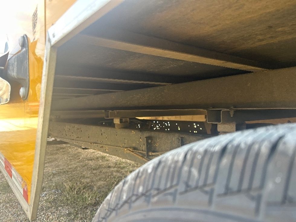 Light Duty Box Truck-Light and Medium Duty Trucks-Ford-2022-E350-Hattiesburg-MS-94,148\n\t\tmiles-$ 28,500 - Image 5