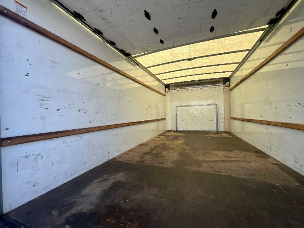 Light Duty Box Truck-Light and Medium Duty Trucks-Ford-2022-E350-Hayward-CA-134,835\n\t\tmiles-$ 25,750 - Image 11