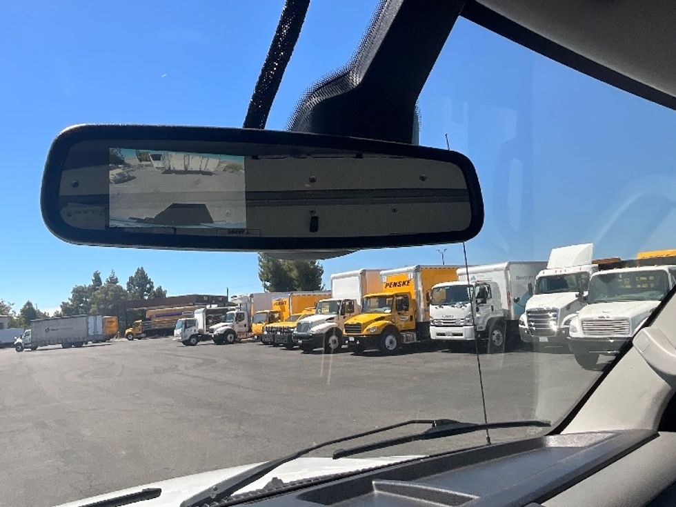 Light Duty Box Truck-Light and Medium Duty Trucks-Ford-2022-E350-Hayward-CA-134,835\n\t\tmiles-$ 25,750 - Image 25