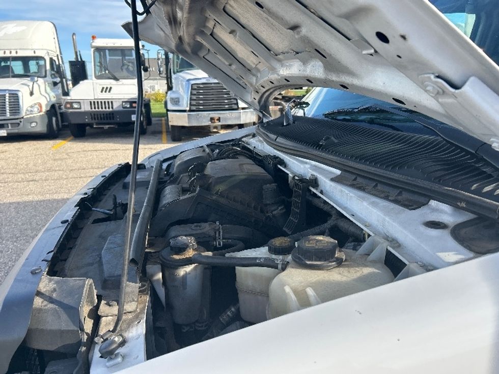 Light Duty Box Truck-Light and Medium Duty Trucks-Ford-2022-E350-Holland-MI-107,021\n\t\tmiles-$ 28,750 - Image 24