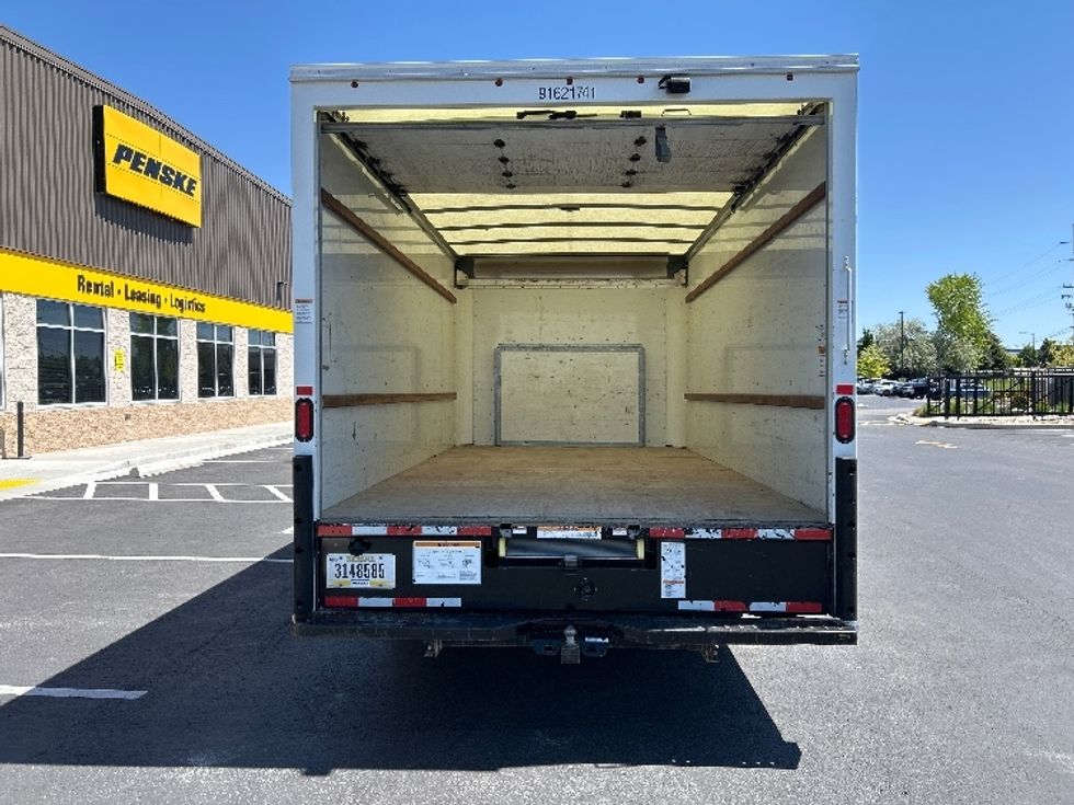 Light Duty Box Truck-Light and Medium Duty Trucks-Ford-2022-E350-Holland-MI-75,010\n\t\tmiles-$ 33,250 - Image 9