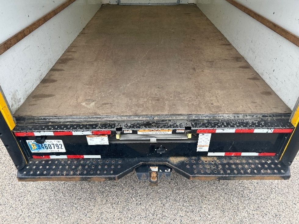 Light Duty Box Truck-Light and Medium Duty Trucks-Ford-2022-E350-Holland-MI-88,603\n\t\tmiles-$ 27,250 - Image 10