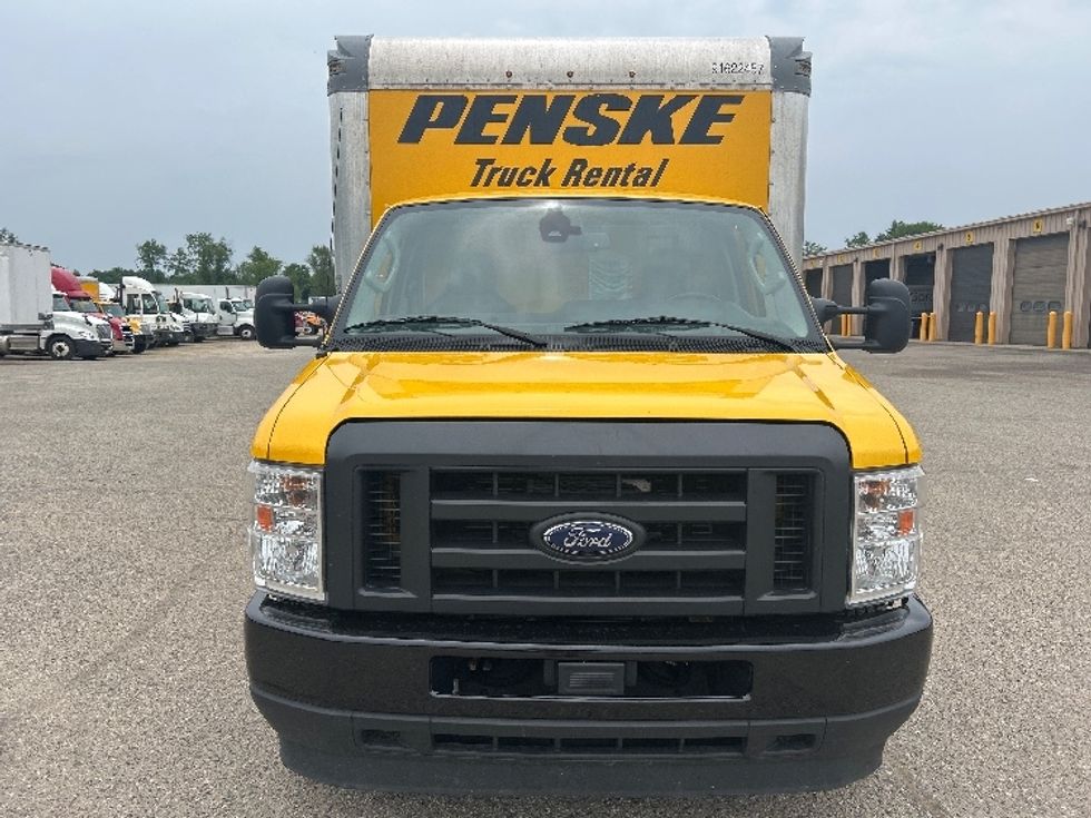 Light Duty Box Truck-Light and Medium Duty Trucks-Ford-2022-E350-Holland-MI-88,603\n\t\tmiles-$ 27,250 - Image 2