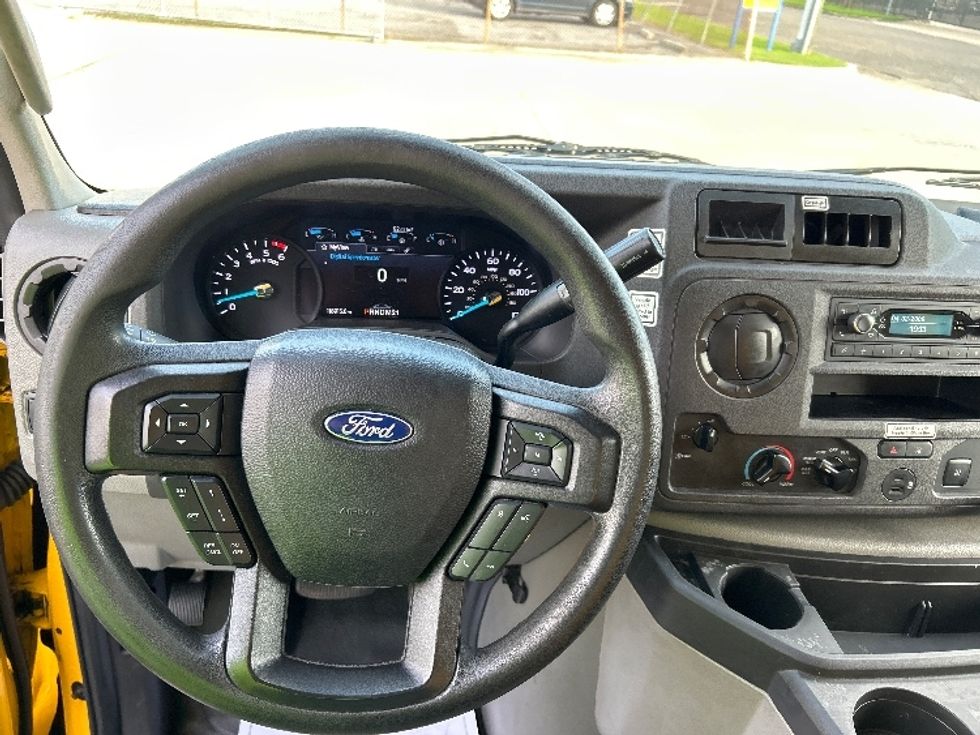 Light Duty Box Truck-Light and Medium Duty Trucks-Ford-2022-E350-Homewood-AL-119,984\n\t\tmiles-$ 23,000 - Image 18