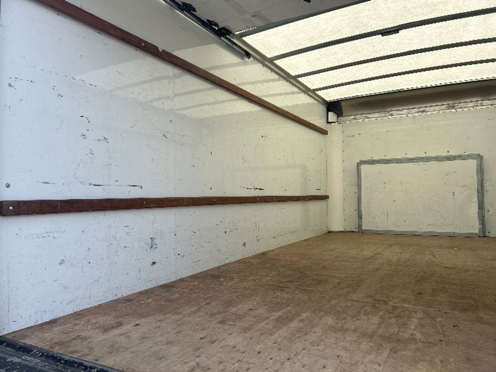 Light Duty Box Truck-Light and Medium Duty Trucks-Ford-2022-E350-Homewood-AL-89,412\n\t\tmiles-$ 33,500 - Image 11