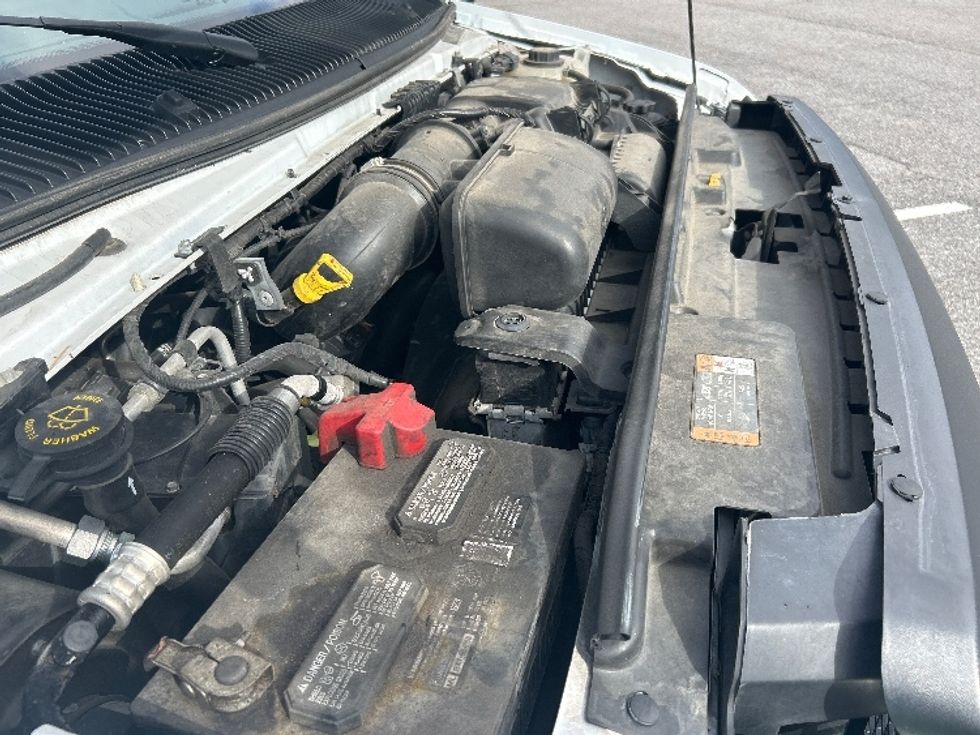 Light Duty Box Truck-Light and Medium Duty Trucks-Ford-2022-E350-Homewood-AL-89,412\n\t\tmiles-$ 33,500 - Image 23