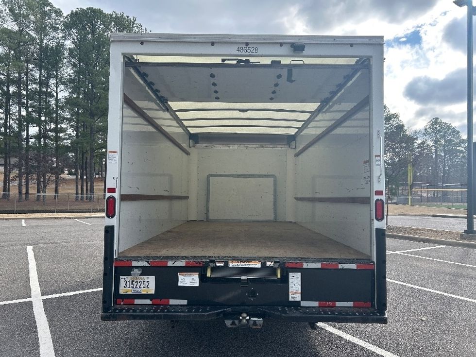 Light Duty Box Truck-Light and Medium Duty Trucks-Ford-2022-E350-Homewood-AL-89,412\n\t\tmiles-$ 33,500 - Image 8