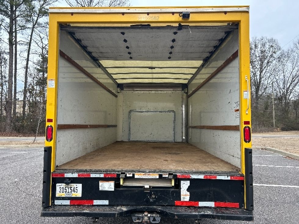 Light Duty Box Truck-Light and Medium Duty Trucks-Ford-2022-E350-Homewood-AL-98,826\n\t\tmiles-$ 29,250 - Image 7