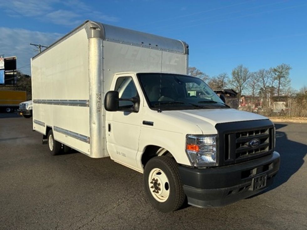 Light Duty Box Truck-Light and Medium Duty Trucks-Ford-2022-E350-Hot Springs-AR-129,610\n\t\tmiles-$ 28,500 - Image 3