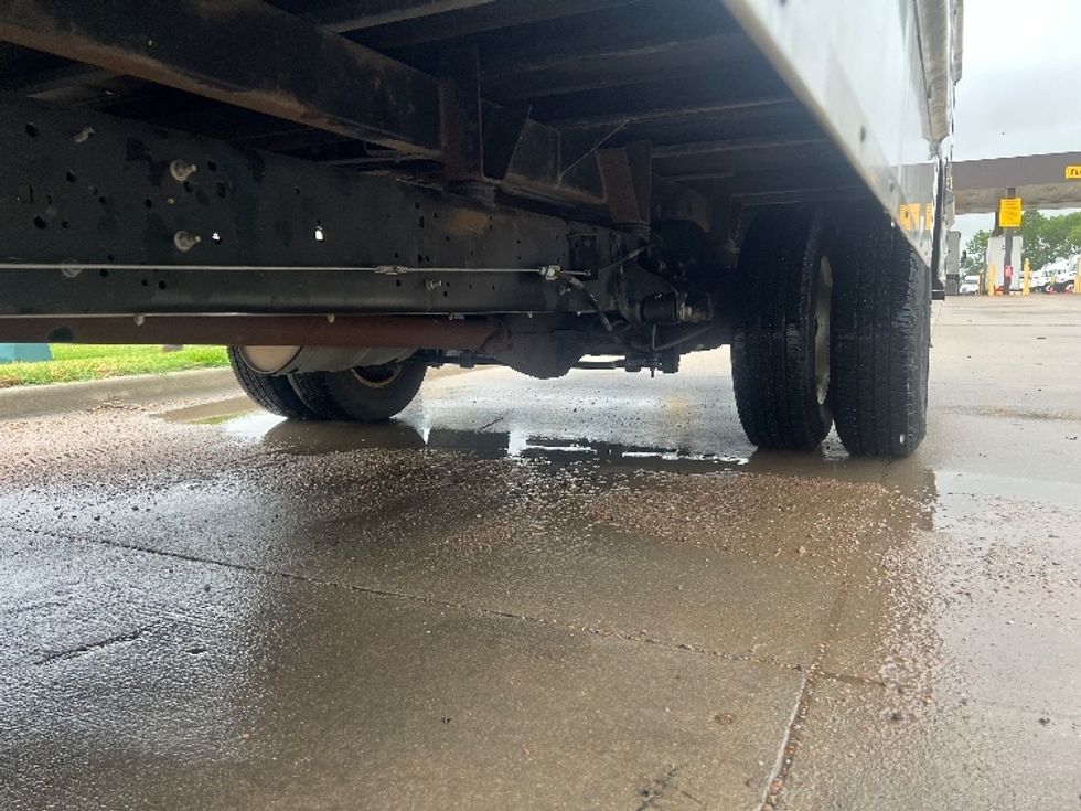 Light Duty Box Truck-Light and Medium Duty Trucks-Ford-2022-E350-Hot Springs-AR-129,610\n\t\tmiles-$ 28,500 - Image 5