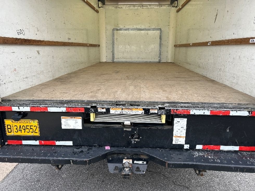 Light Duty Box Truck-Light and Medium Duty Trucks-Ford-2022-E350-Hot Springs-AR-94,078\n\t\tmiles-$ 28,250 - Image 9