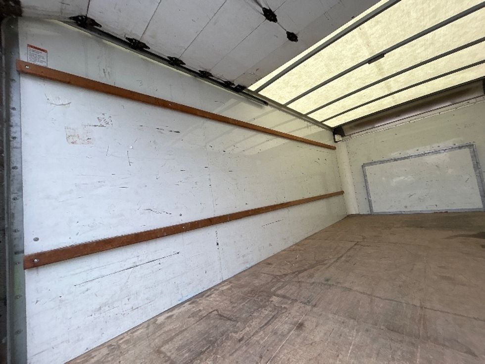 Light Duty Box Truck-Light and Medium Duty Trucks-Ford-2022-E350-Hot Springs-AR-99,137\n\t\tmiles-$ 30,500 - Image 11