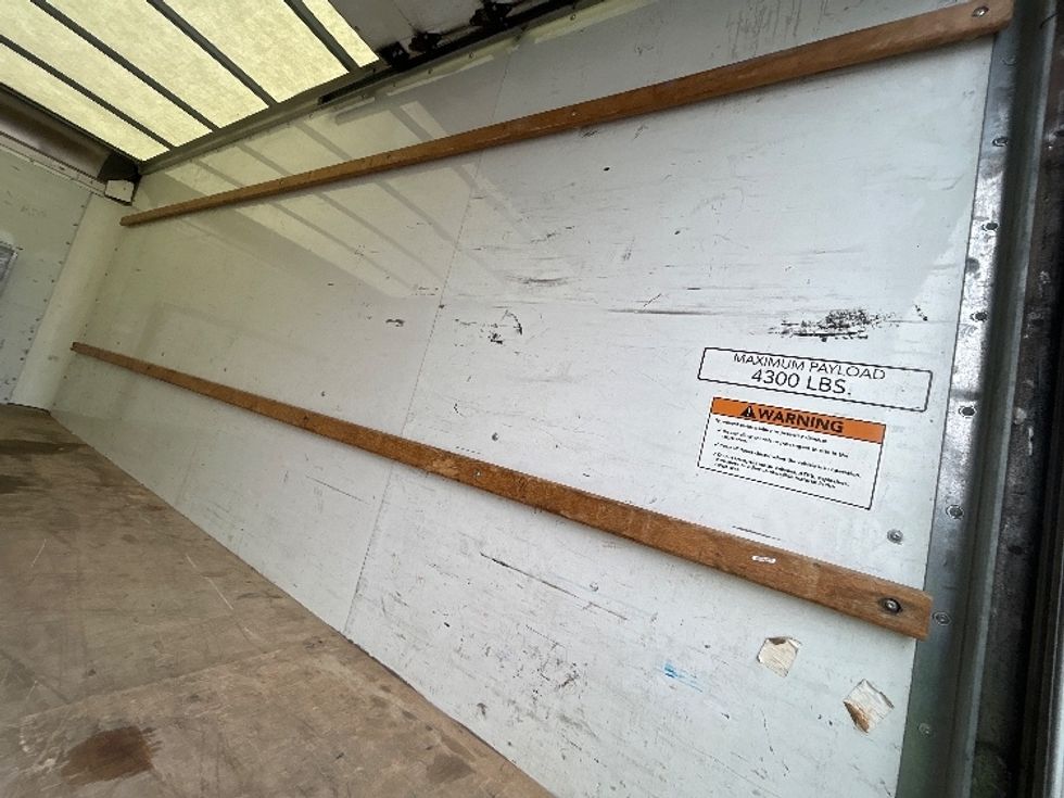 Light Duty Box Truck-Light and Medium Duty Trucks-Ford-2022-E350-Hot Springs-AR-99,137\n\t\tmiles-$ 30,500 - Image 12