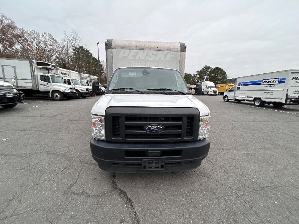 Light Duty Box Truck-Light and Medium Duty Trucks-Ford-2022-E350-Hot Springs-AR-99,137\n\t\tmiles-$ 30,500 - Image 2
