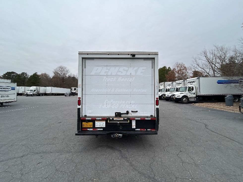 Light Duty Box Truck-Light and Medium Duty Trucks-Ford-2022-E350-Hot Springs-AR-99,137\n\t\tmiles-$ 30,500 - Image 7