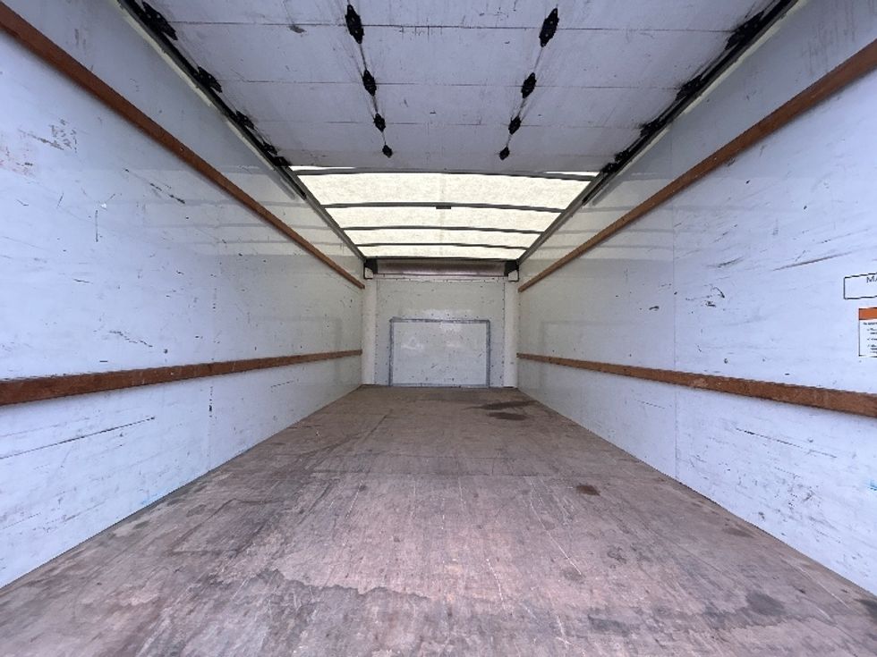 Light Duty Box Truck-Light and Medium Duty Trucks-Ford-2022-E350-Hot Springs-AR-99,137\n\t\tmiles-$ 30,500 - Image 8