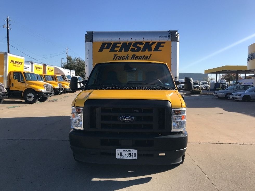Light Duty Box Truck-Light and Medium Duty Trucks-Ford-2022-E350-Houston-TX-101,743\n\t\tmiles-$ 27,000 - Image 2