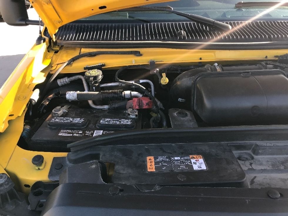 Light Duty Box Truck-Light and Medium Duty Trucks-Ford-2022-E350-Houston-TX-101,743\n\t\tmiles-$ 27,000 - Image 23