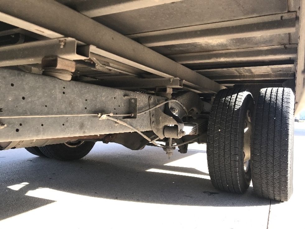 Light Duty Box Truck-Light and Medium Duty Trucks-Ford-2022-E350-Houston-TX-101,743\n\t\tmiles-$ 27,000 - Image 5