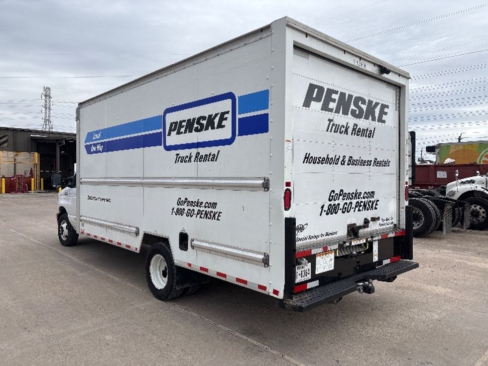 Light Duty Box Truck-Light and Medium Duty Trucks-Ford-2022-E350-Houston-TX-112,704\n\t\tmiles-$ 28,750 - Image 6