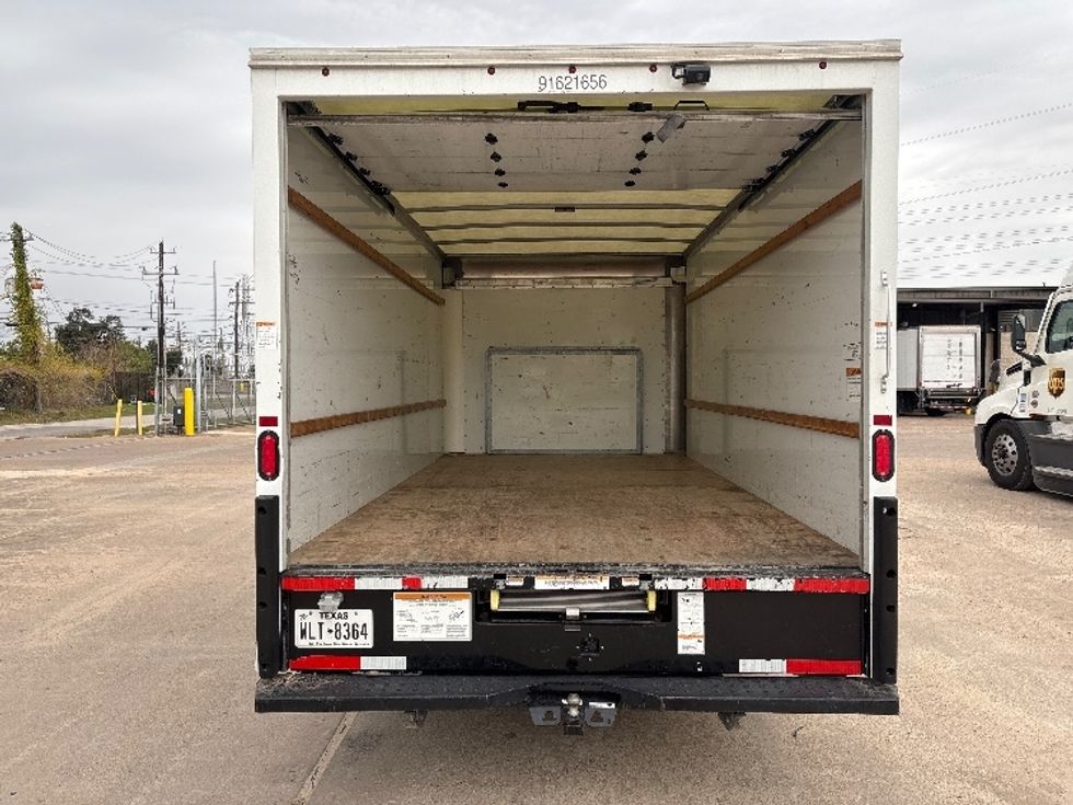 Light Duty Box Truck-Light and Medium Duty Trucks-Ford-2022-E350-Houston-TX-112,704\n\t\tmiles-$ 28,750 - Image 8