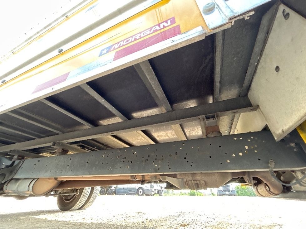 Light Duty Box Truck-Light and Medium Duty Trucks-Ford-2022-E350-Houston-TX-124,201\n\t\tmiles-$ 23,750 - Image 14