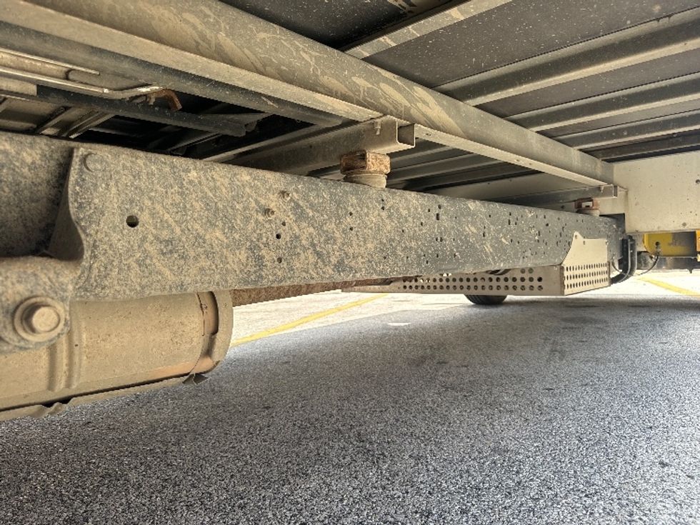 Light Duty Box Truck-Light and Medium Duty Trucks-Ford-2022-E350-Houston-TX-76,162\n\t\tmiles-$ 29,000 - Image 13