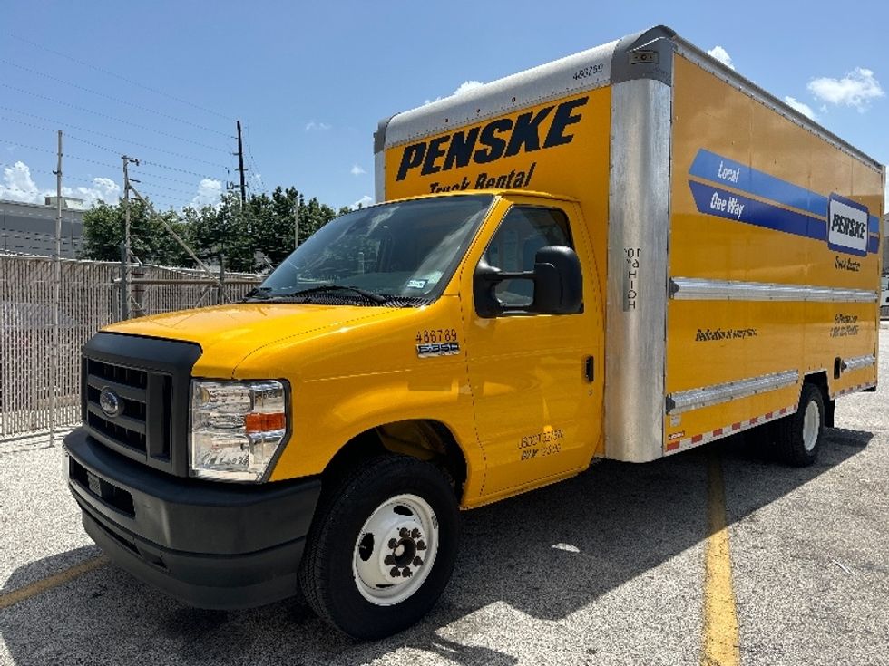 Light Duty Box Truck-Light and Medium Duty Trucks-Ford-2022-E350-Houston-TX-76,162\n\t\tmiles-$ 29,000 - Image 3