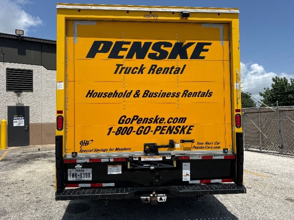 Light Duty Box Truck-Light and Medium Duty Trucks-Ford-2022-E350-Houston-TX-76,162\n\t\tmiles-$ 29,000 - Image 7