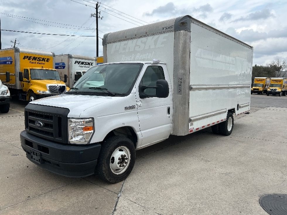 Light Duty Box Truck-Light and Medium Duty Trucks-Ford-2022-E350-Houston-TX-91,616\n\t\tmiles-$ 31,750 - Image 3
