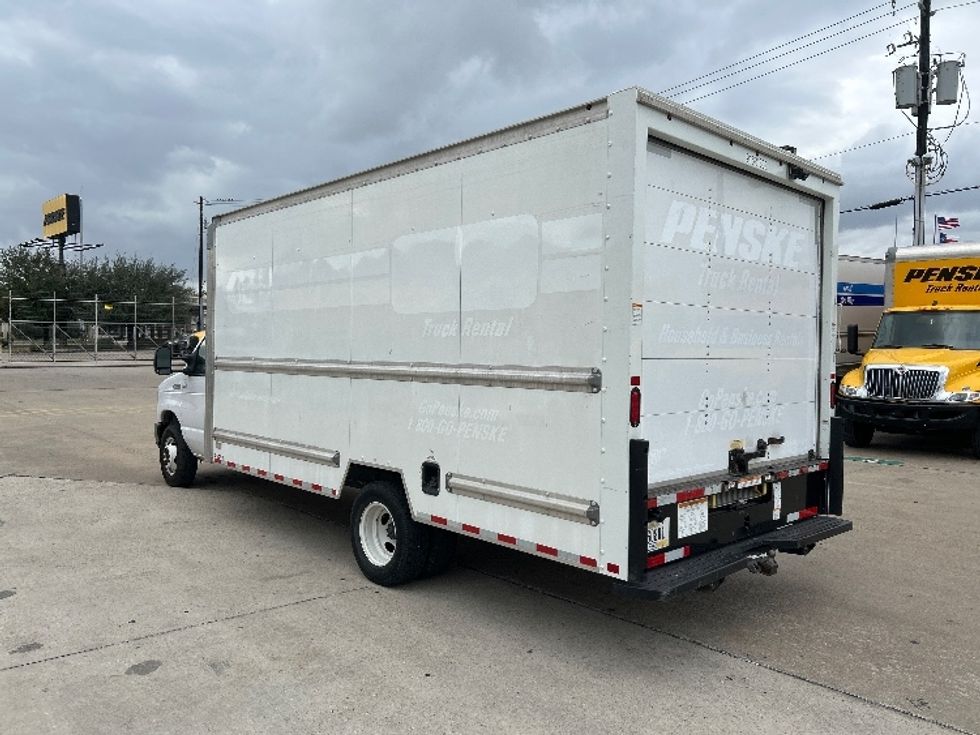 Light Duty Box Truck-Light and Medium Duty Trucks-Ford-2022-E350-Houston-TX-91,616\n\t\tmiles-$ 31,750 - Image 6