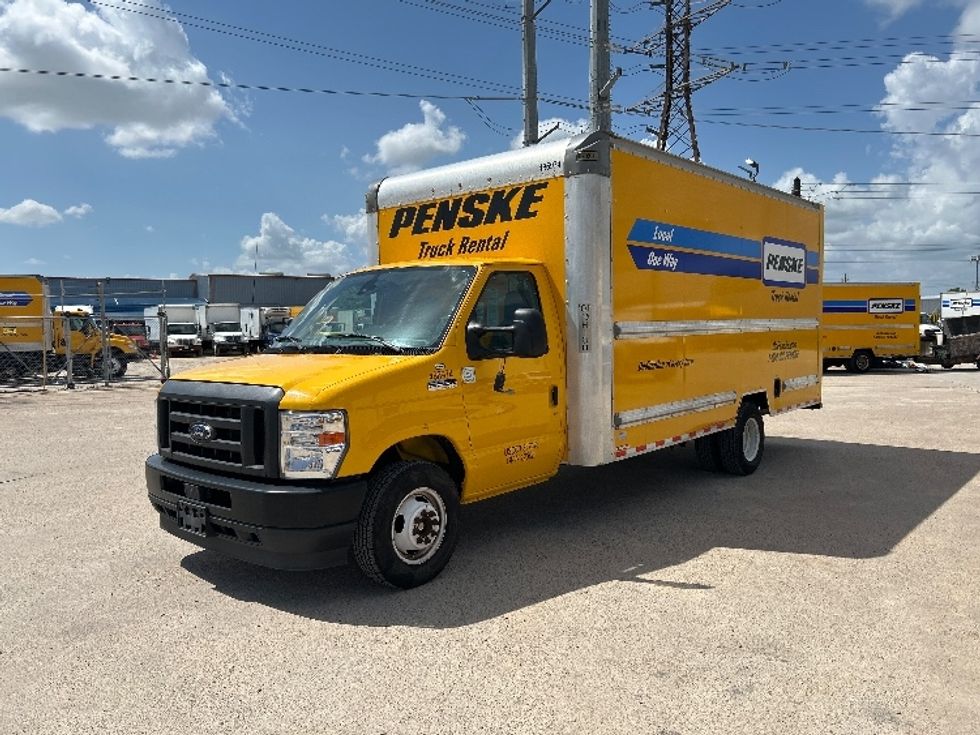 Light Duty Box Truck-Light and Medium Duty Trucks-Ford-2022-E350-Houston-TX-99,387\n\t\tmiles-$ 28,000 - Image 3
