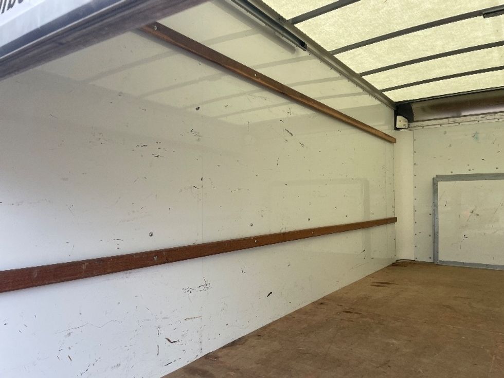 Light Duty Box Truck-Light and Medium Duty Trucks-Ford-2022-E350-Huntington-WV-85,100\n\t\tmiles-$ 36,750 - Image 10