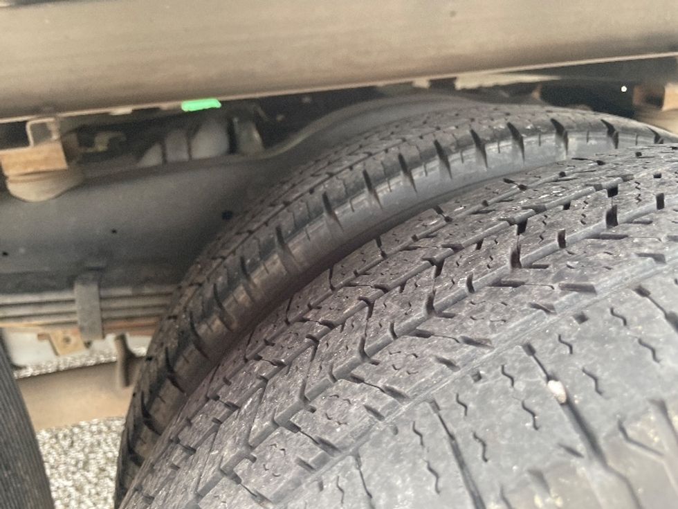 Light Duty Box Truck-Light and Medium Duty Trucks-Ford-2022-E350-Huntington-WV-85,100\n\t\tmiles-$ 36,750 - Image 13