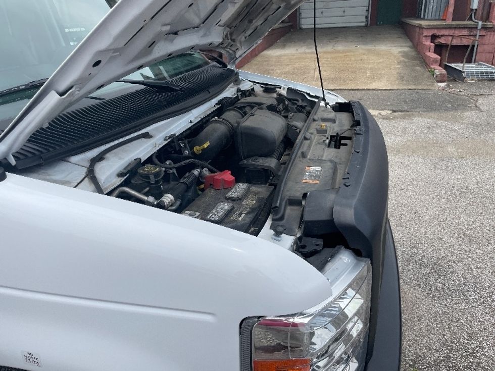 Light Duty Box Truck-Light and Medium Duty Trucks-Ford-2022-E350-Huntington-WV-85,100\n\t\tmiles-$ 36,750 - Image 22