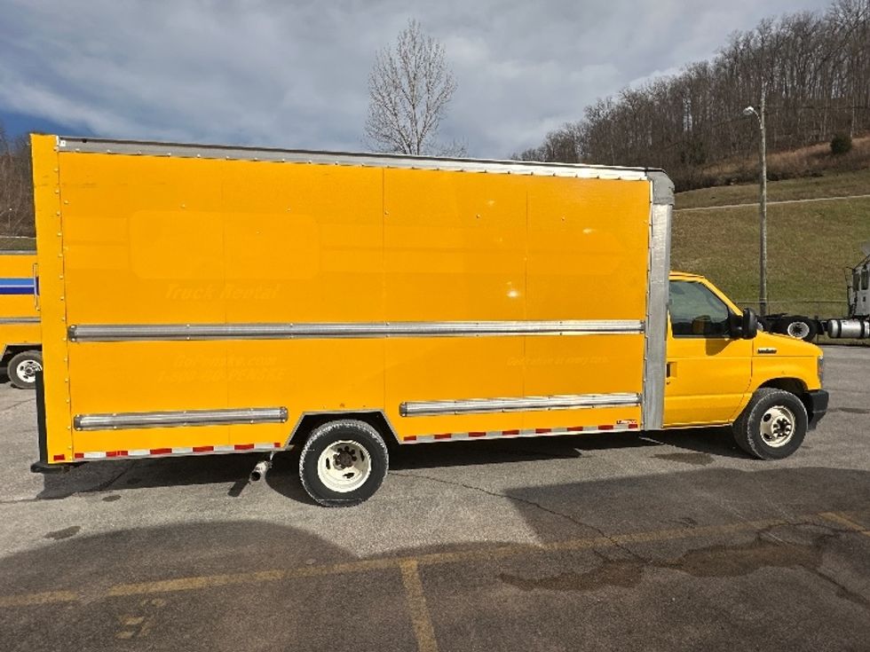 Light Duty Box Truck-Light and Medium Duty Trucks-Ford-2022-E350-Huntington-WV-97,988\n\t\tmiles-$ 27,250 - Image 15